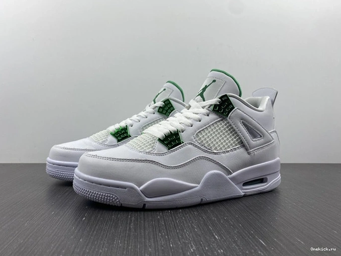 One Kick CT8527- Jordan 3960 Metallic Efficient Green 4 Retro 1013